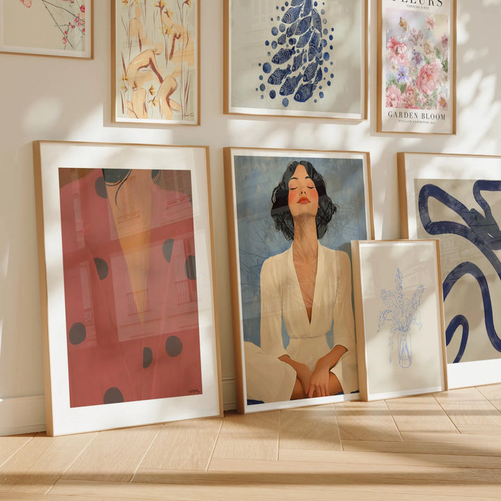 Animated Gallery Wall Wood Frame Set Mockup - 5x7 Ratio - preview 2
