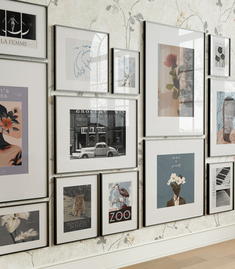 Reflective frame mockup for 5x7 posters and printable art listings