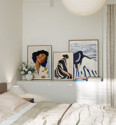 5x7 reflective wood frame mockup with blank artwork