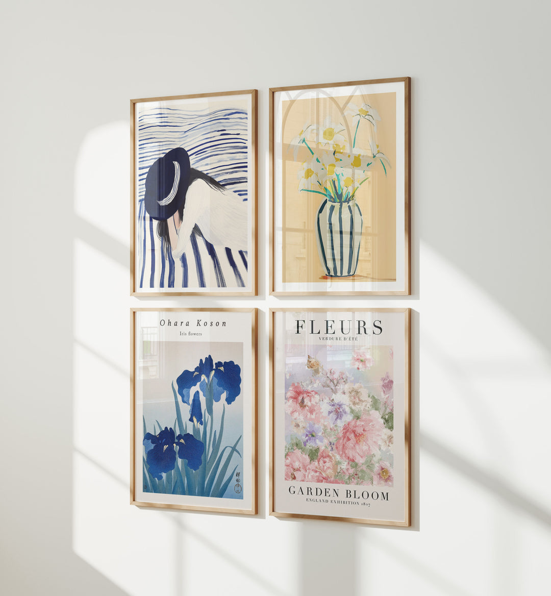 Set of 4 Wood Frame Mockups with Reflection,3x4 Wood Frame Mock-Up,Wall Art Mockup