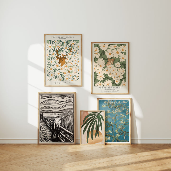 Set of 5 Gallery Wall Frame Mockup,5x7 Wood Frame Mock-Up,Wall Art Mockup