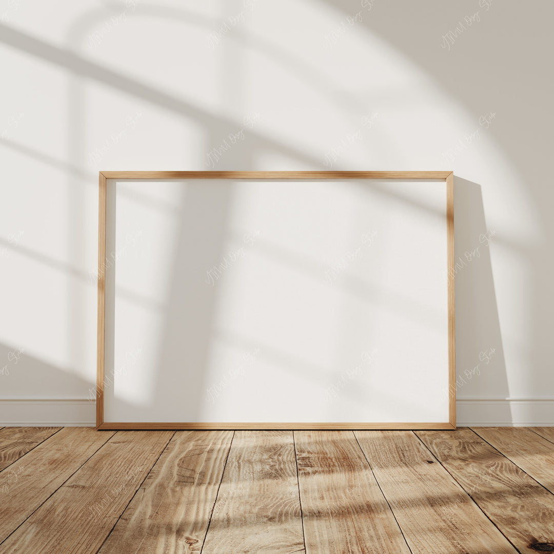 7x5 Horizontal Wood Frame Mockup with Reflection,Art Print Mockup,Photoshop Templates