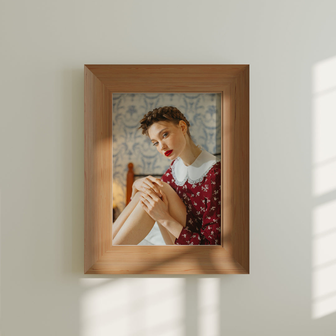 Minimalist Wood Frame Mockups,5x7 Frame Mock-Up in Home Interior