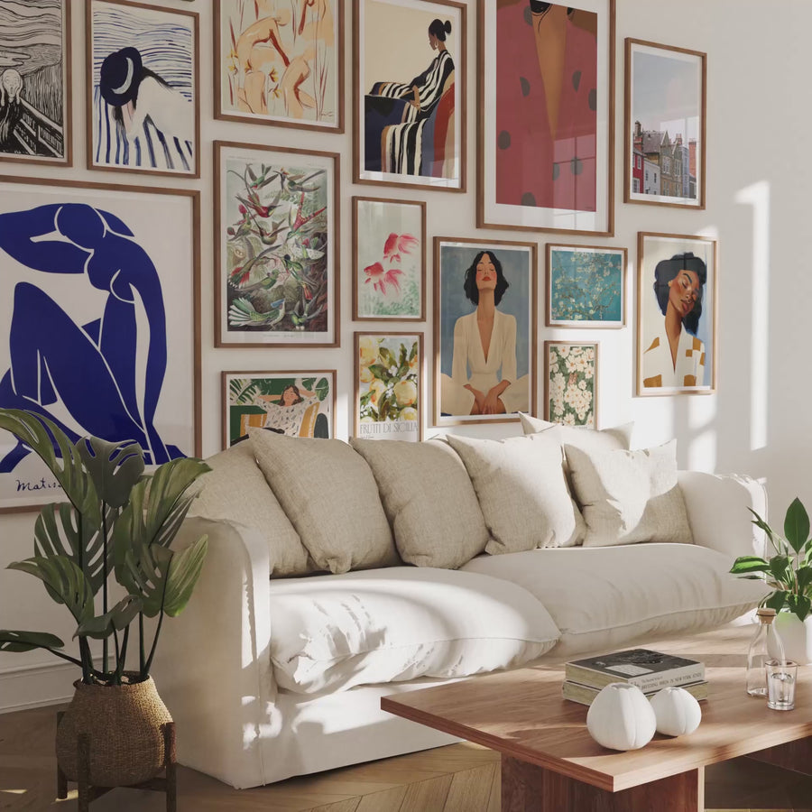 Video preview of 5x7 gallery frame mockup with four scenes